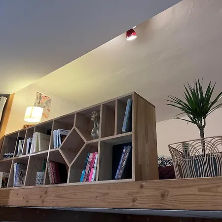 Centre De Nantes, Renove Apartment